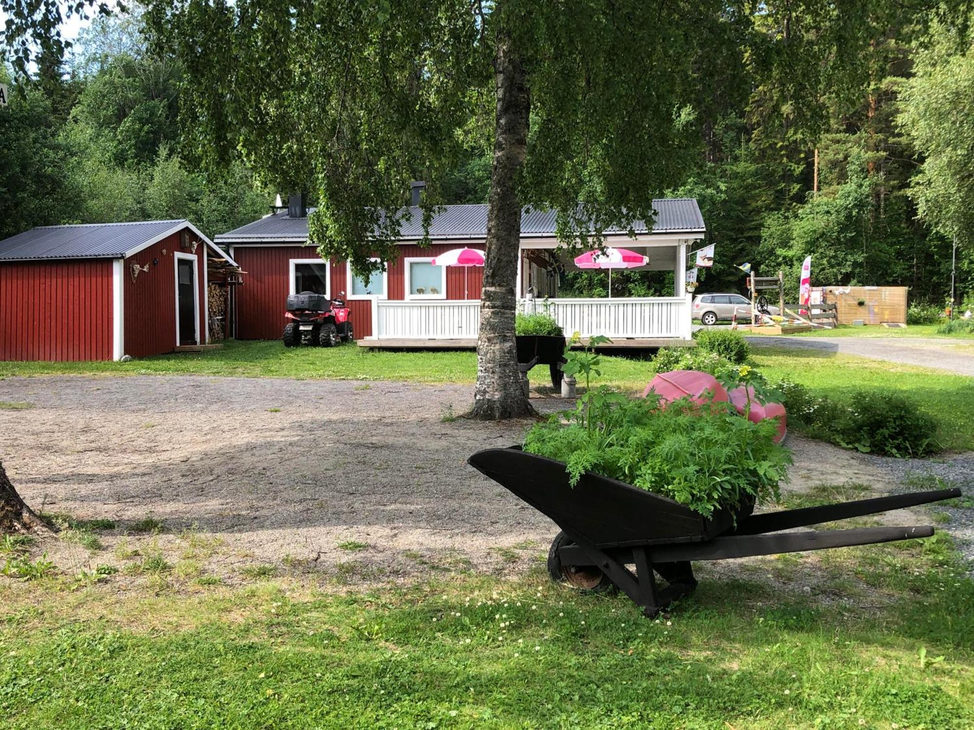 4 Persoons Stuga Hammarstrand Екстериор снимка